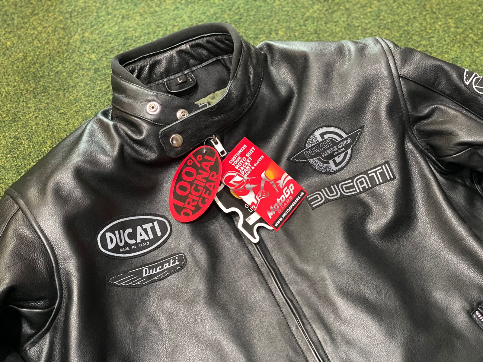 Ducati Heritage Ladies Leather Jacket close view
